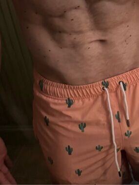 Used heat gym shorts with liner.